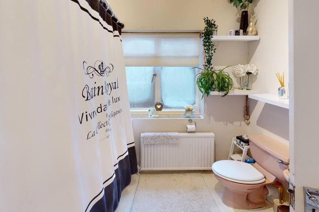 Spacious One Bedroom Flat West Hoathley Eksteriør bilde